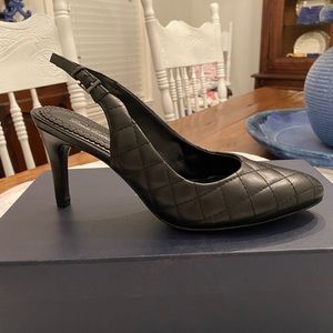 NEW IN BOX Brooks Brothers Quilted Slingback Heels